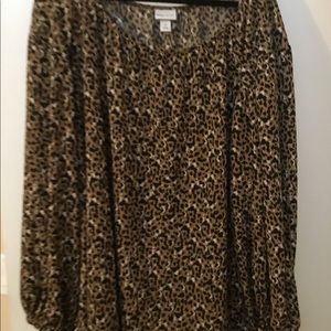 Leopard print top
